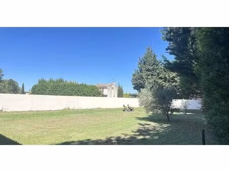 vente terrain 423 m² salon-de-provence (13300)