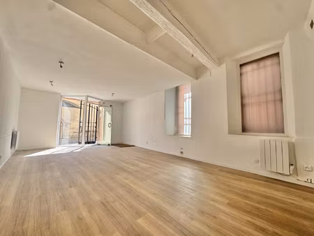 achat local commercial 45m² hyeres 83400