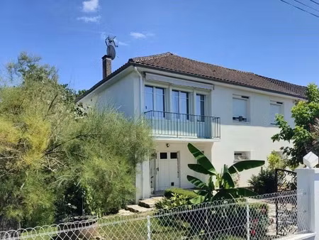 vente maison 6 pièces 100 m² à brantôme (24310)  189 900 €