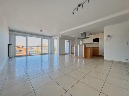 uniek hoekappartement met 3 slpks en zonnig terras!