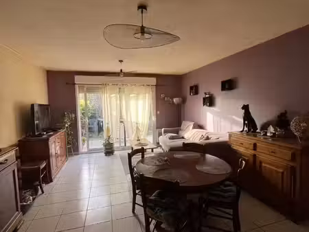 appartement de 65 m2 dans quartier prisé et calme avec terrasse