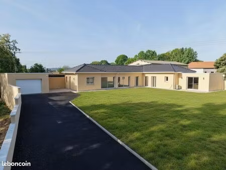 maison 4 pièces 155 m²