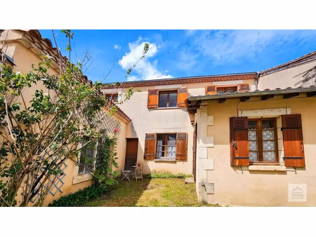vente maison 6 pièces 194.69 m² à neuvic (24190)  215 000 €