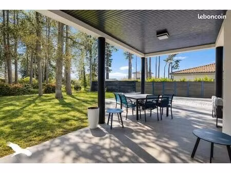 maison 5 pièces 147 m²