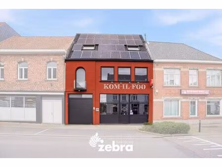 handelspand met unieke woonst in centrum pittem!