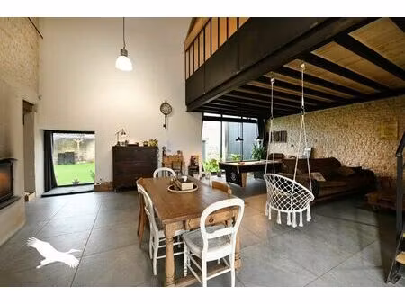 vente maison 6 pièces 185 m² puyréaux (16230)