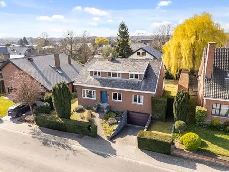 villa 5 slaapkamers en 2 badkamers in doodlopende straat