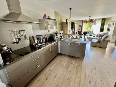 appartement de 77 m² à ballan-mire