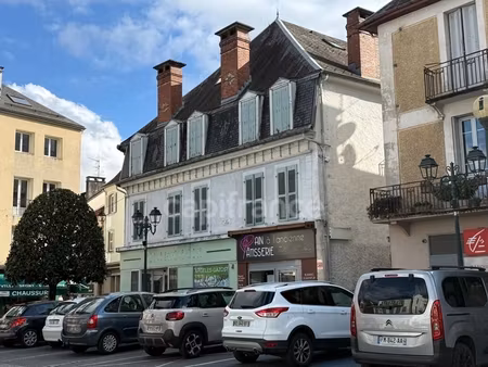 immeuble à découper ou à rénover au cœur d'argeles gazost