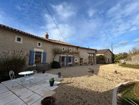 vente maison familiale 4 chambres avec granges et seconde maison à rénover