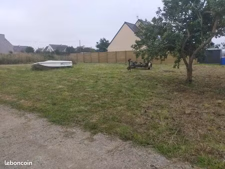 terrain 1 080 m² porspoder