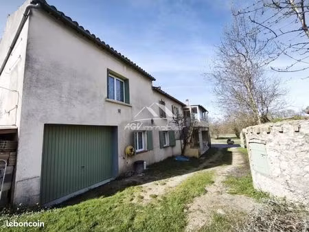 maison 8 pièces 160 m²