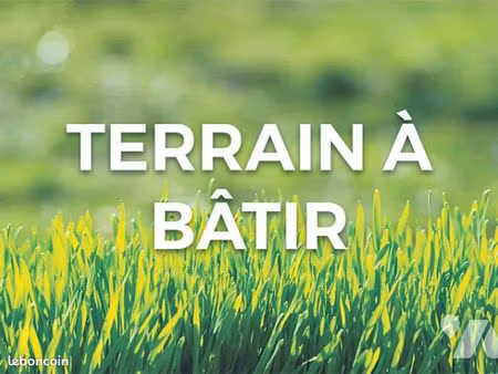terrain 751 m² plumeliau