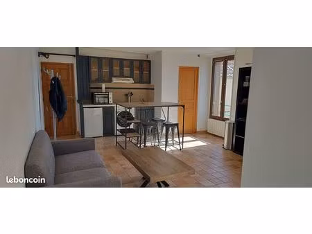 appartement meublé lumineux avec bureau – hyper centre – 30 min de paris