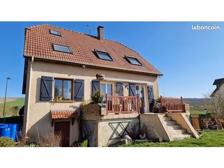 maison 6 pièces 124 m² sur sous-sol complet et jardin