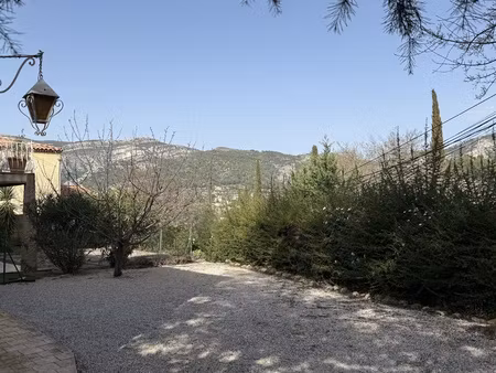 maison 7 pièces - 190 m²