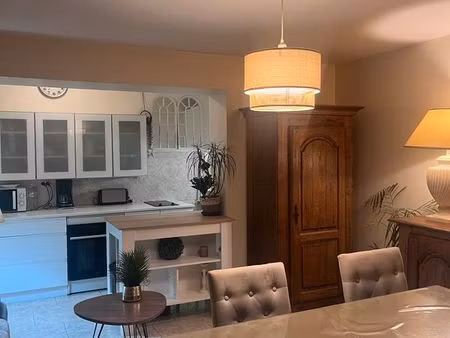 location maison de ville