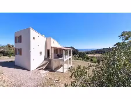 villa 100 m²  2 chambres  2 sde  jardin 2157m² à cesseras