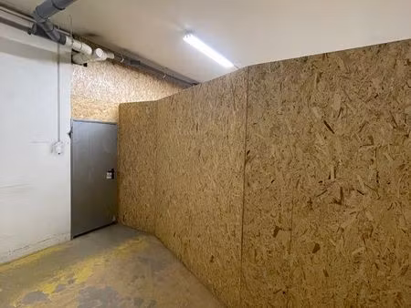 location cave grande hauteur 3 lots : 10 - 12 - 15 m2