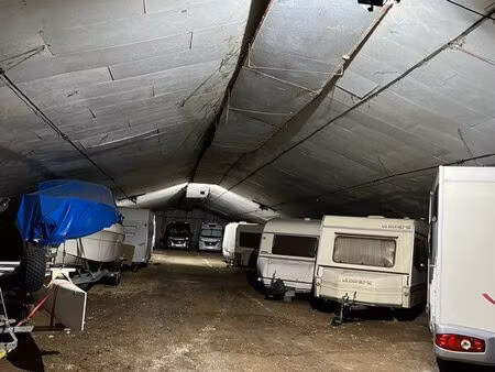 garage caravane  camping-car  bateau  voiture  …