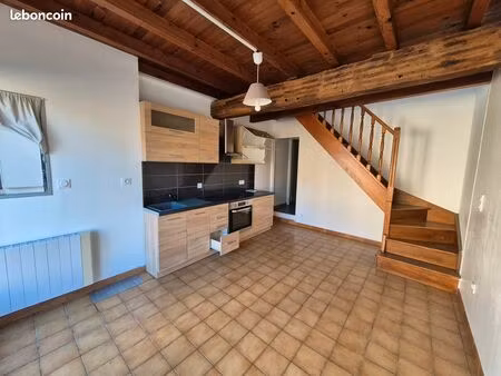 location maison de rue