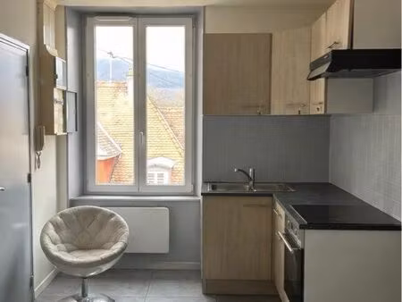 beau f3 centre ville de cernay