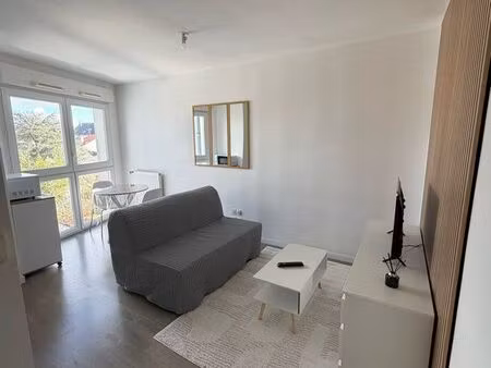 studio meublé neuf avec parking - proche centre + tram