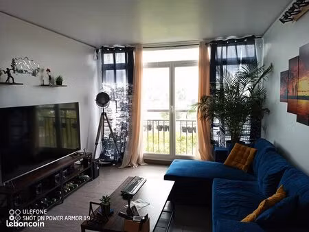 appartement 4 pièces meublé avec cave et parking