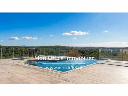 référence : 6329-ngu. - propriété 10 pièces - 32ha - 980m2 - vue spectaculaire sur la...