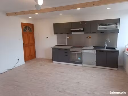 t3 75 m² rénové – 20 min luxembourg – parking – pompe à chaleur