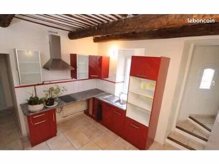 loue bel appartement t2 sur st chamas