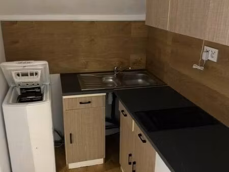 appartement avec une chambre