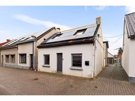 huis te koop in stabroek met 2 slaapkamers