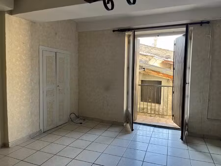 maison de village avec garage et caves