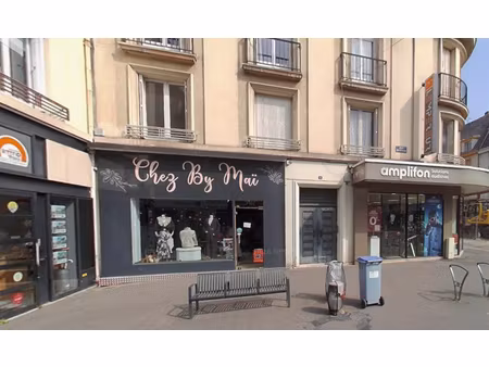 boutique evreux - 40m2