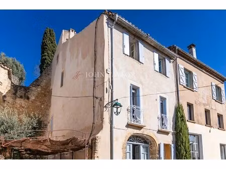 a vendre maison de village à rénover sur 4 niveaux avec toit terrasse ménerbes luberon...
