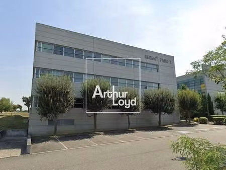 location bureaux 146 m² à 2 721 m²