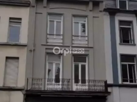 location commerce 80 m²