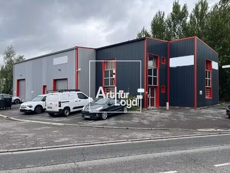 location local d'activités 85 m² à 505 m²