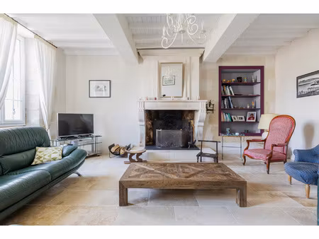 maison de maître accueillante et familiale avec gîte