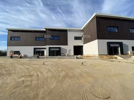 vente local d'activités 395 m²