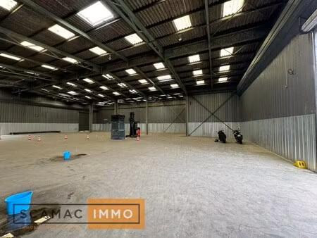 location entrepôt 1 440 m²