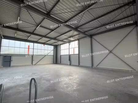 location entrepôt 442 m²