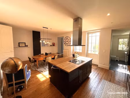 vente maison 8 pièces 266 m² à castres (81100)  373 000 €