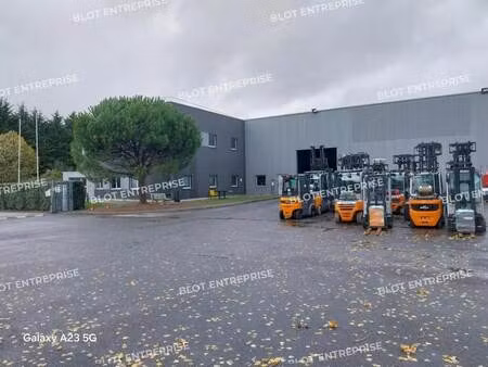 location entrepôt 1 297 m²