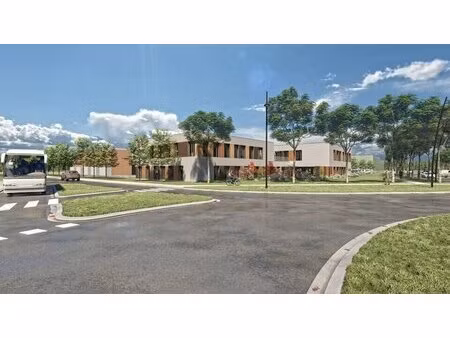 location local professionnel 224m² val de reuil 27100