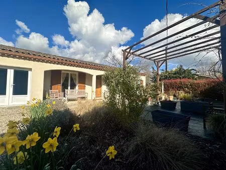 maison de 4 chambres près d'eymet