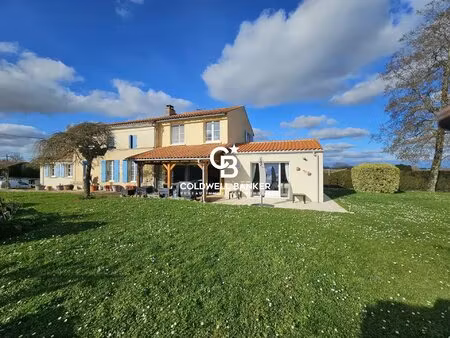 maison à la campagne  proche commodités