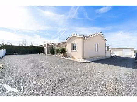 vente maison 4 pièces 102 m² cavignac (33620)