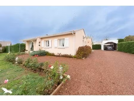 vente maison 4 pièces 104 m² cavignac (33620)